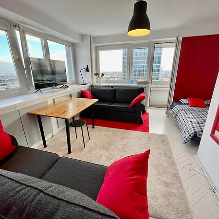 Apartamento SAWA 3 Metro x2 fast WiFi 50'TV Netflx HBO AppleTV+ AmazonTV Varsovia Exterior foto